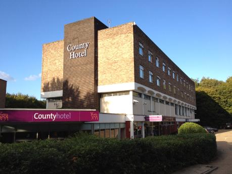 County Hotel in Woodford