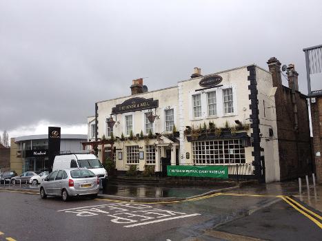 Horse and Well in Woodford Green