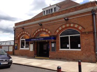 Taxi rank outside Buckhurst Hill station